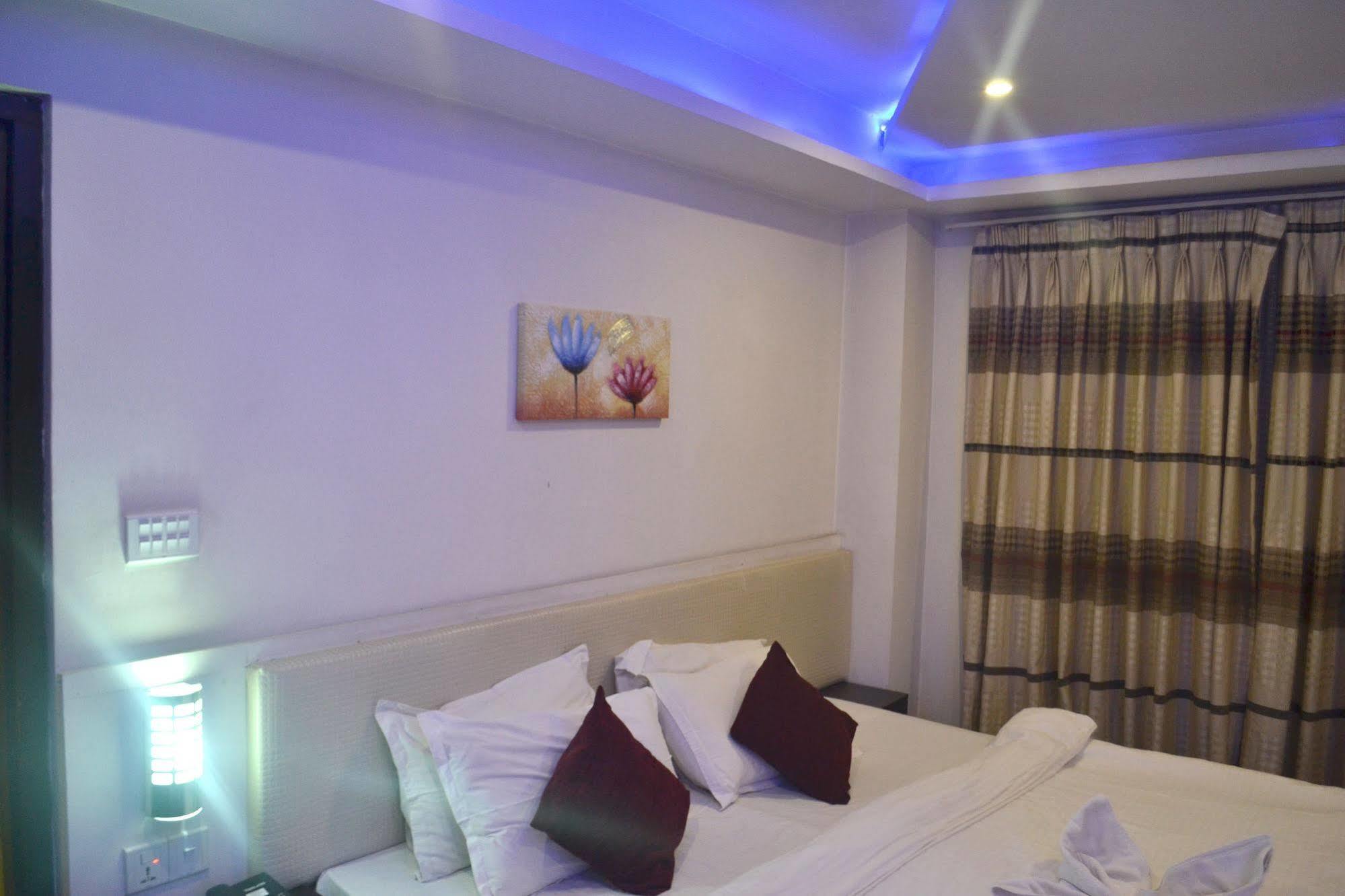Avataar Hotel