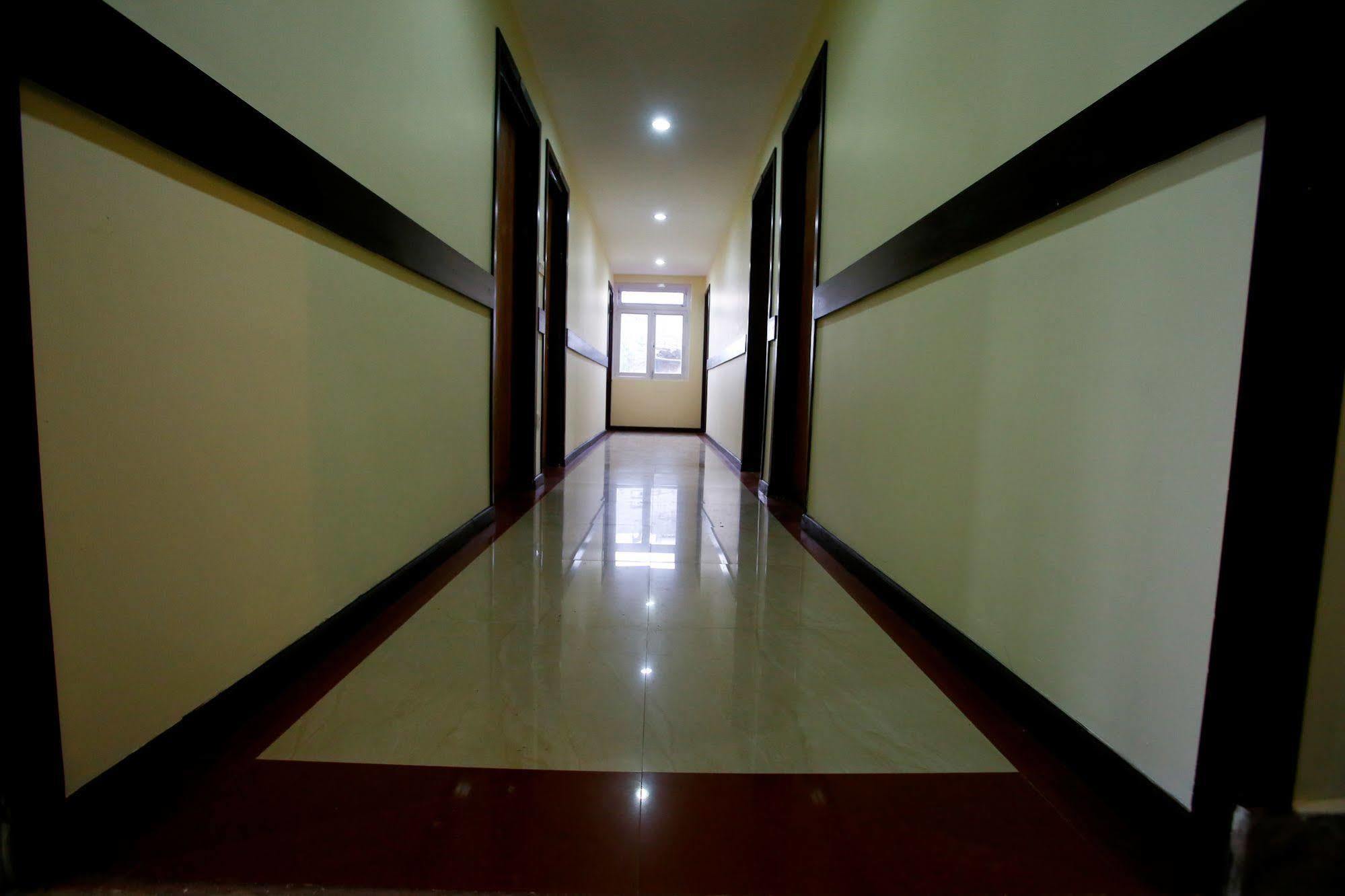 Nandini Hotel 2*