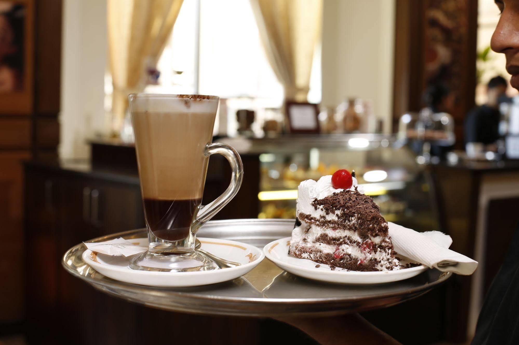 Royal Singi Hotel