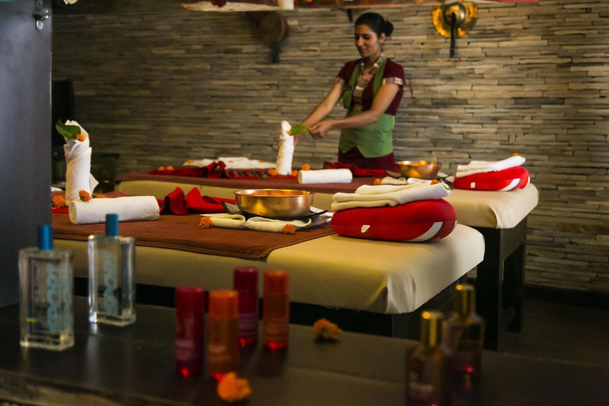 Tibet Hotel 4*