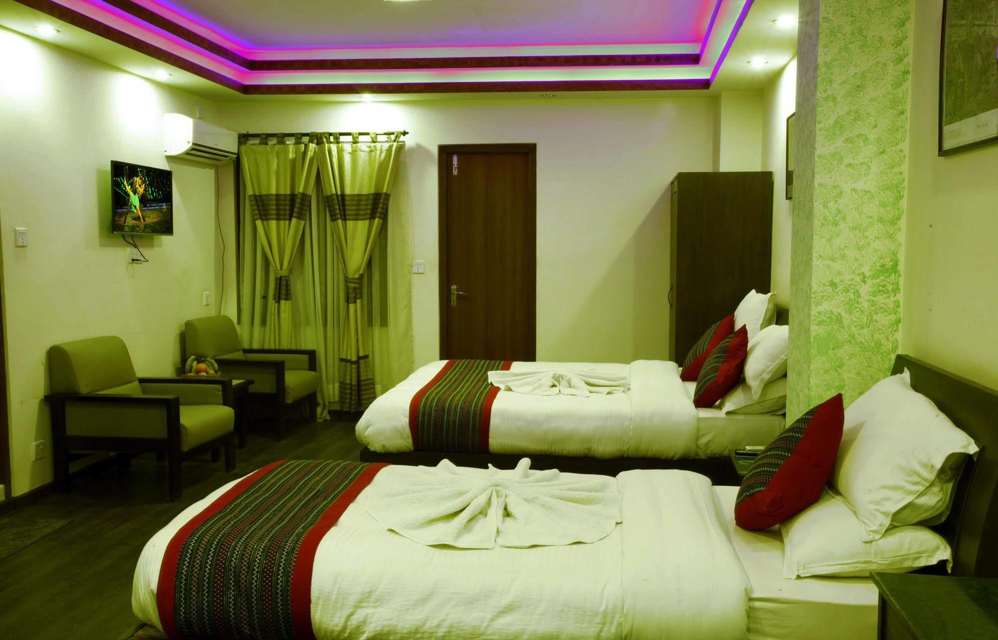 Alpine & 3* Kathmandu