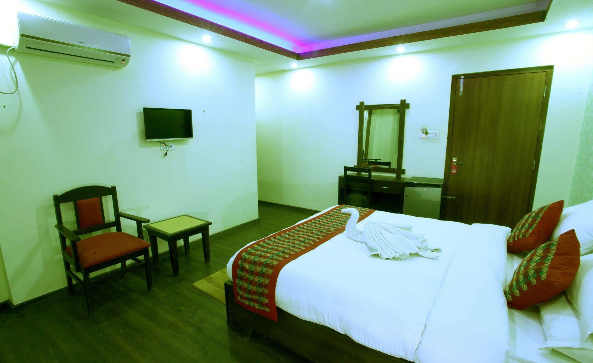 Hotel Alpine &