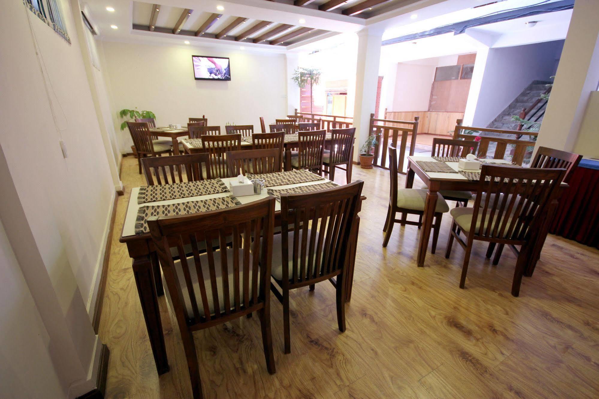 House Hotel 3*