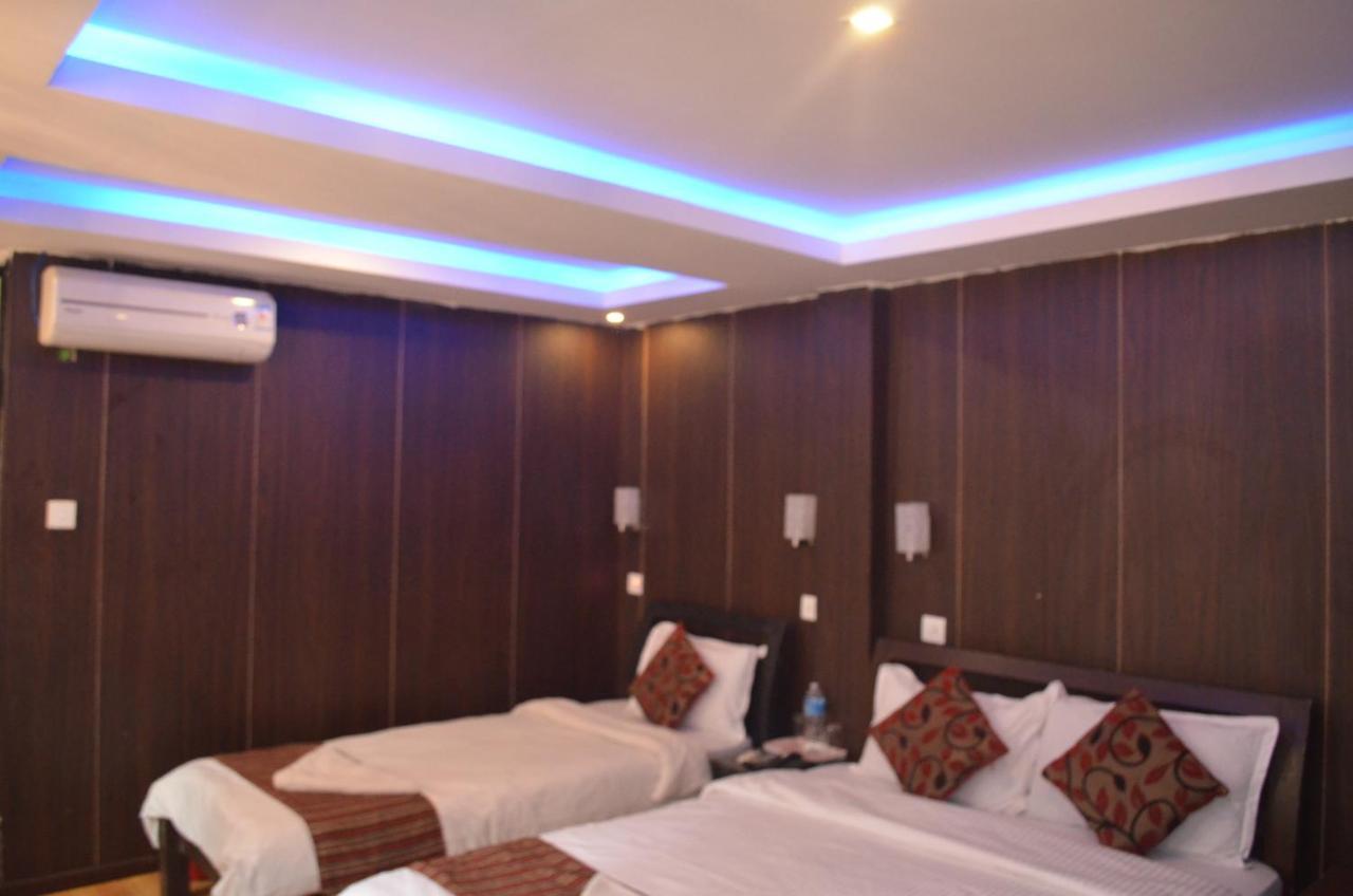 Hotel Traveler's