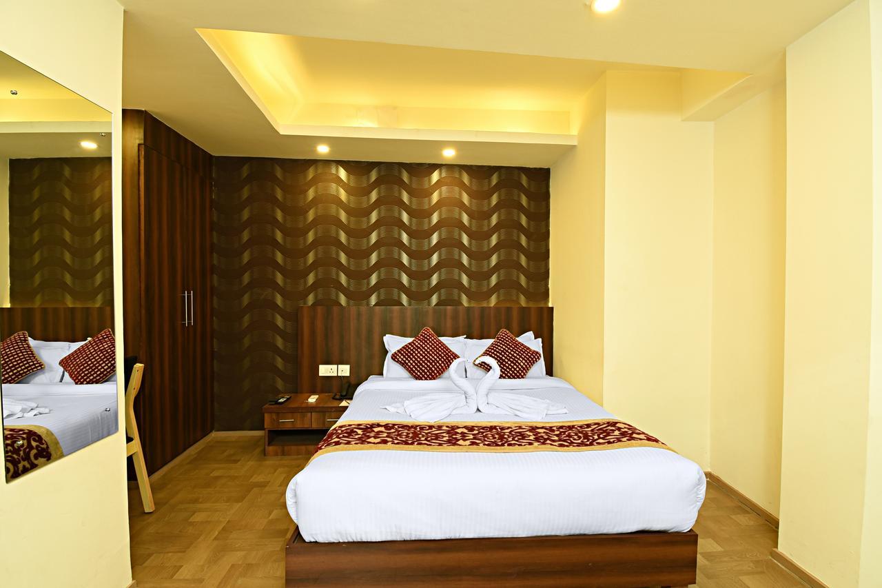Next Hotel
