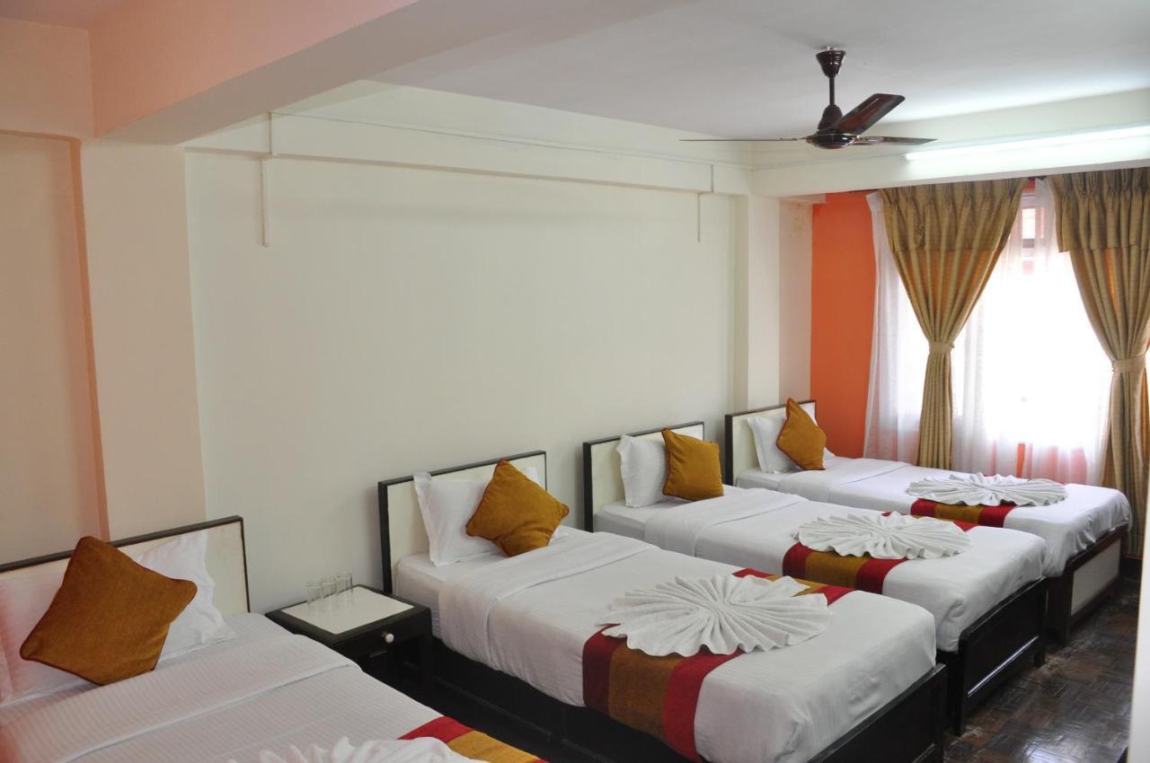 Hotel Pleasure 3*