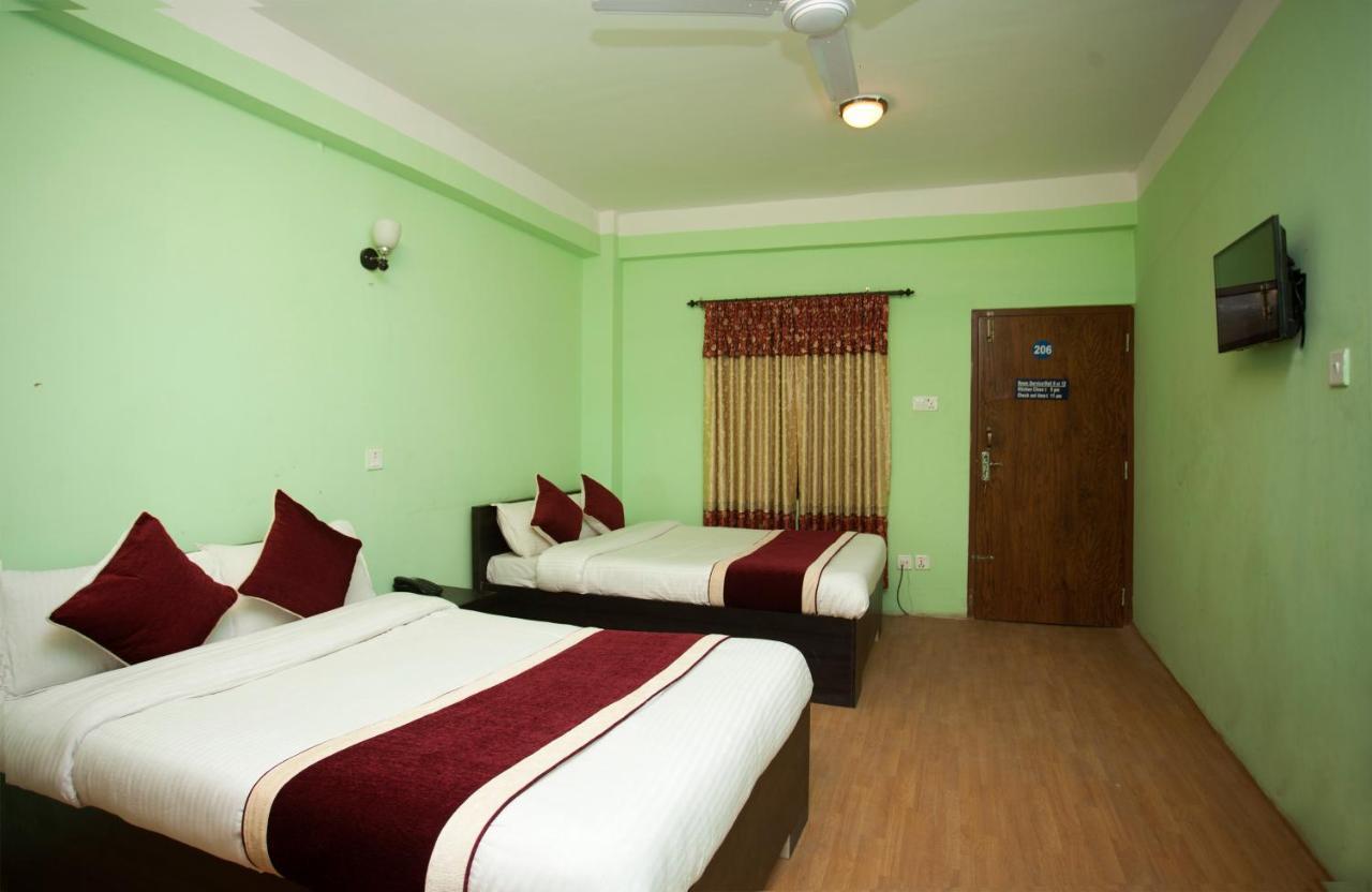 Hotel Oyo 237 S Galaxy Kathmandu