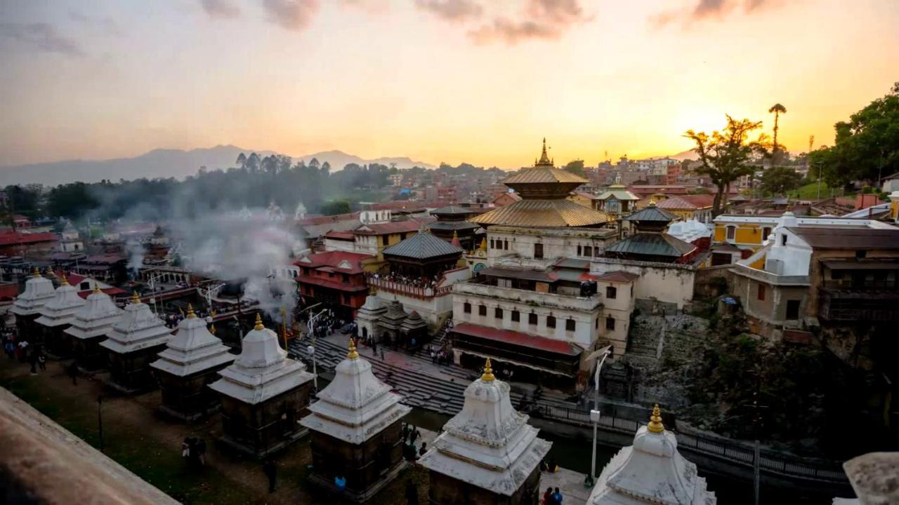 Hotel Golden Temple 3*