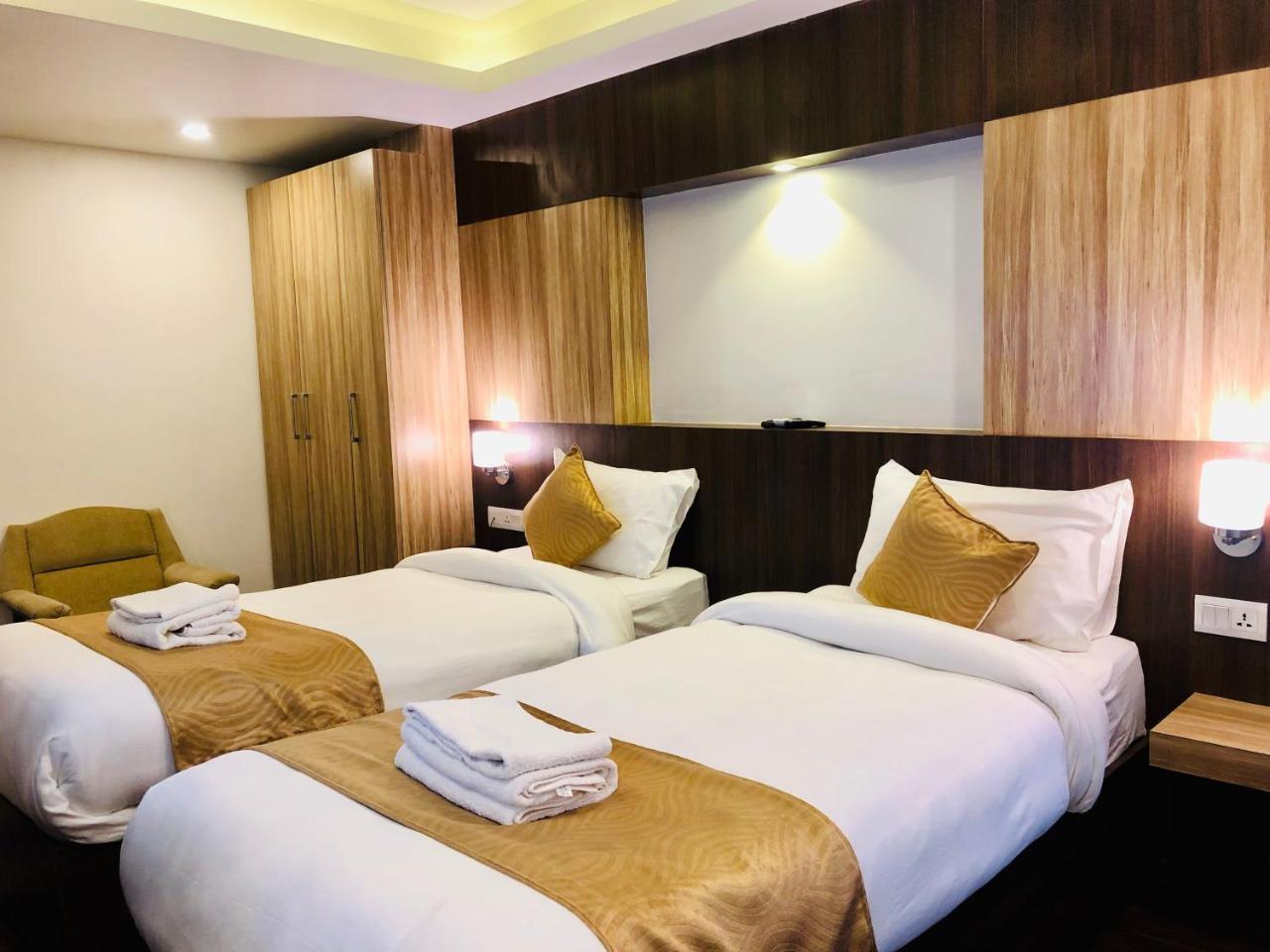 Hotel The Milestone & 3*