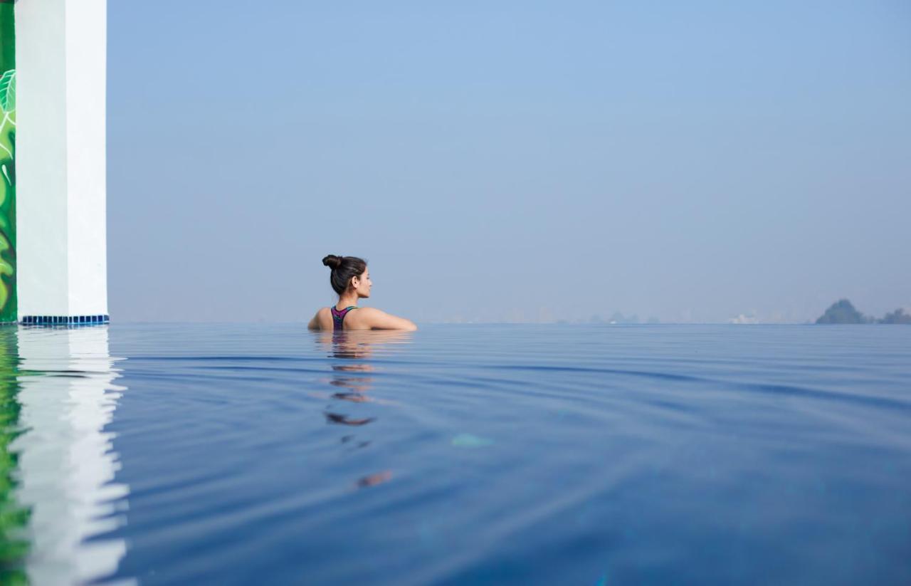 Vivanta 4*