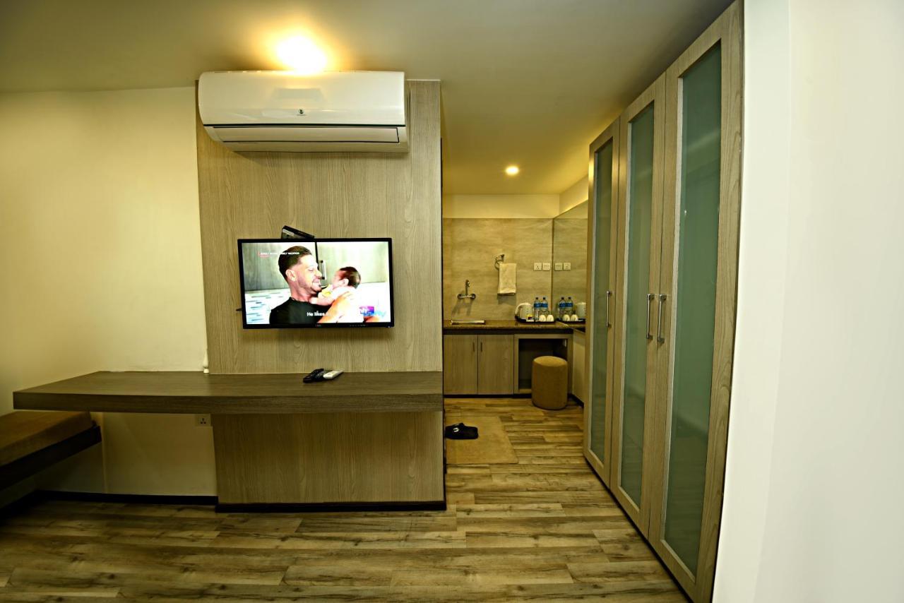 The Milestone & Hotel 3*