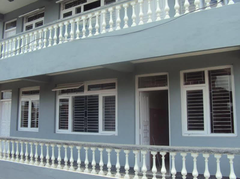 Nandini Hotel