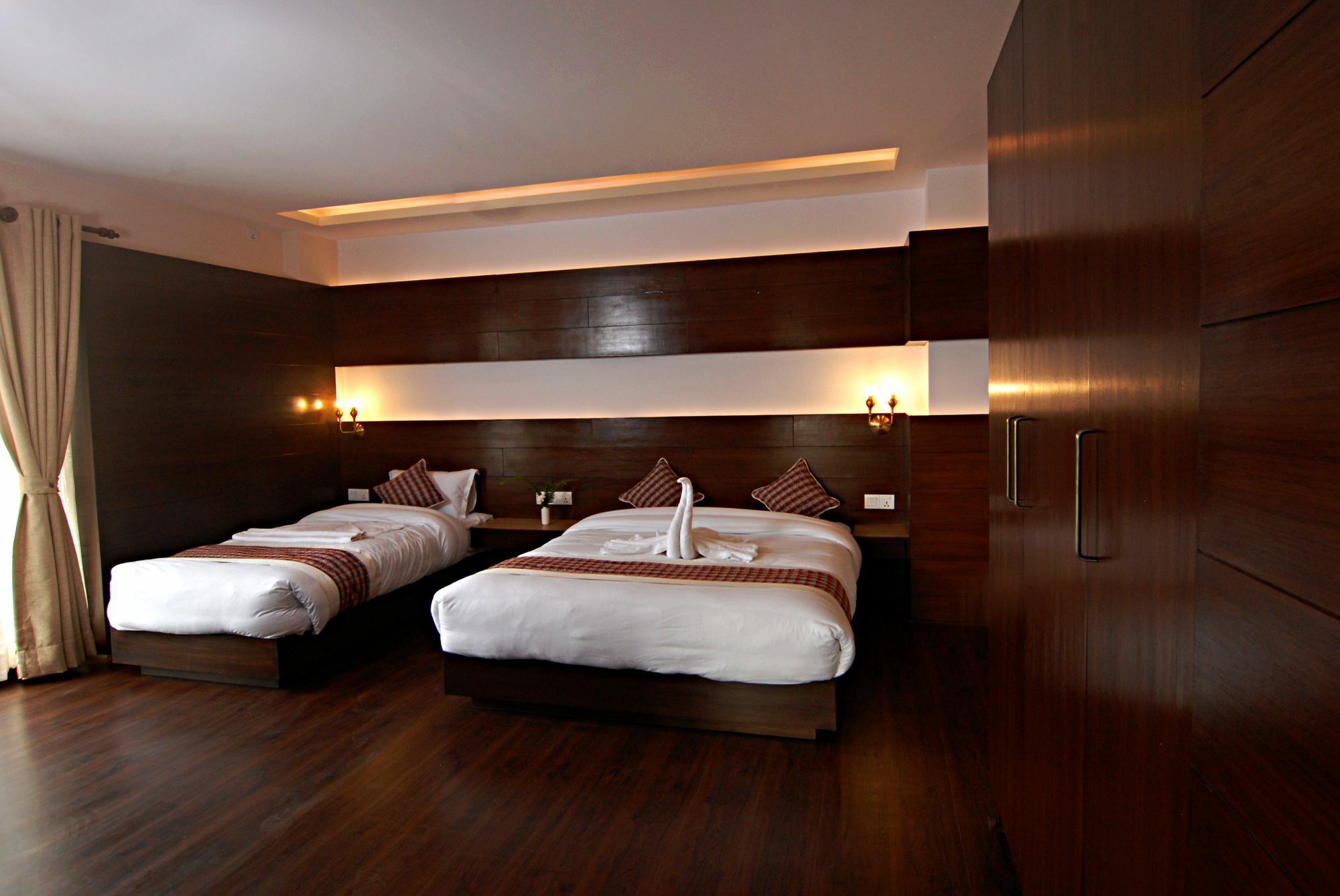 Hotel Kathmandu Suite Home 4*