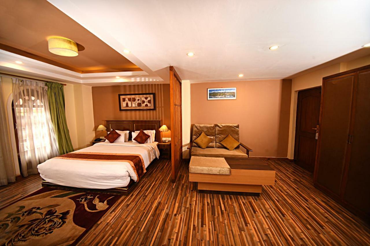 Hotel Dom Himalaya 4*