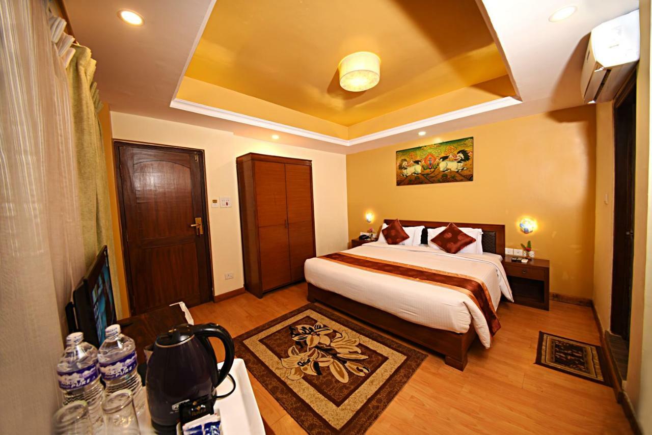 Dom Himalaya Hotel 4*