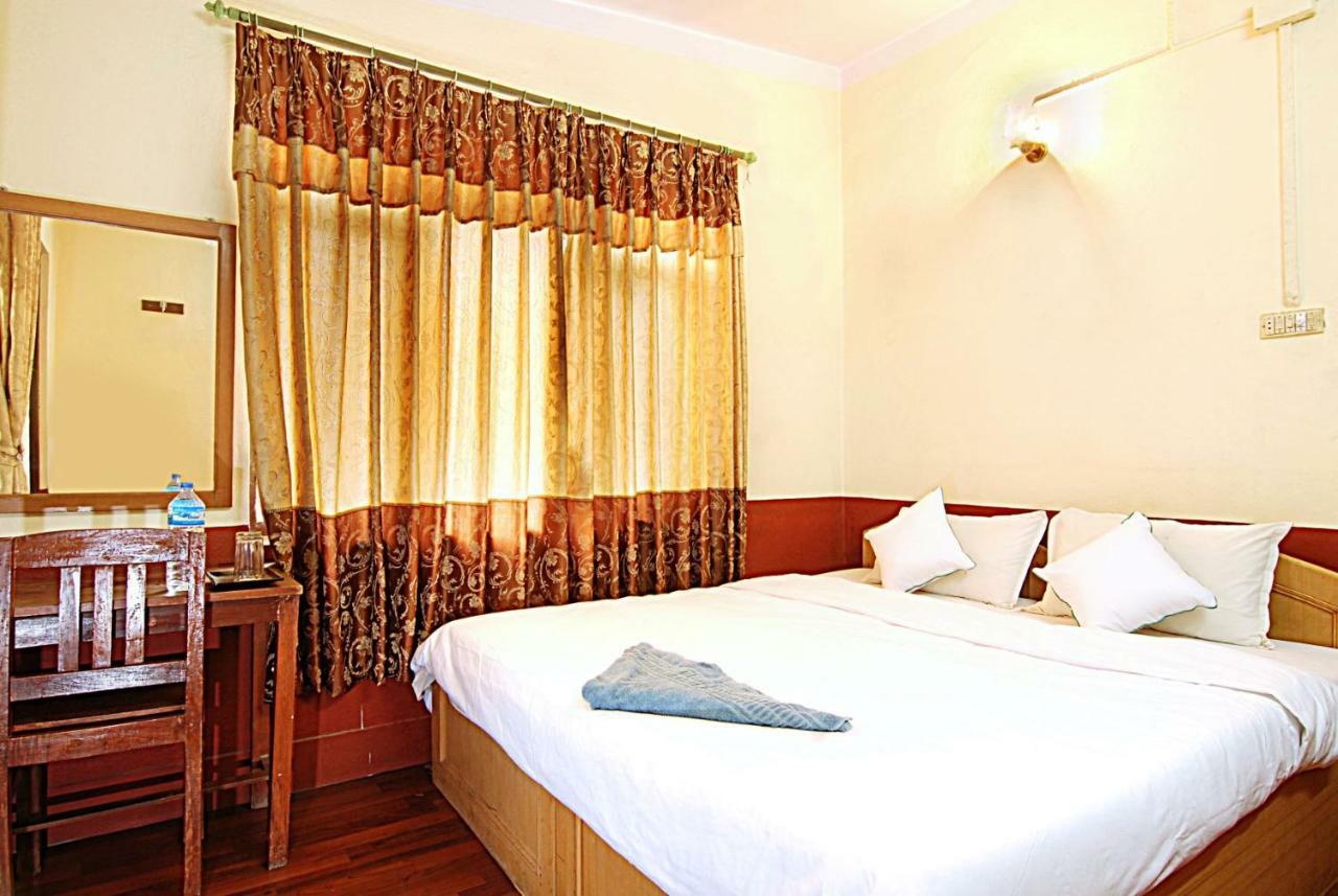 Guest house Garden House 2*