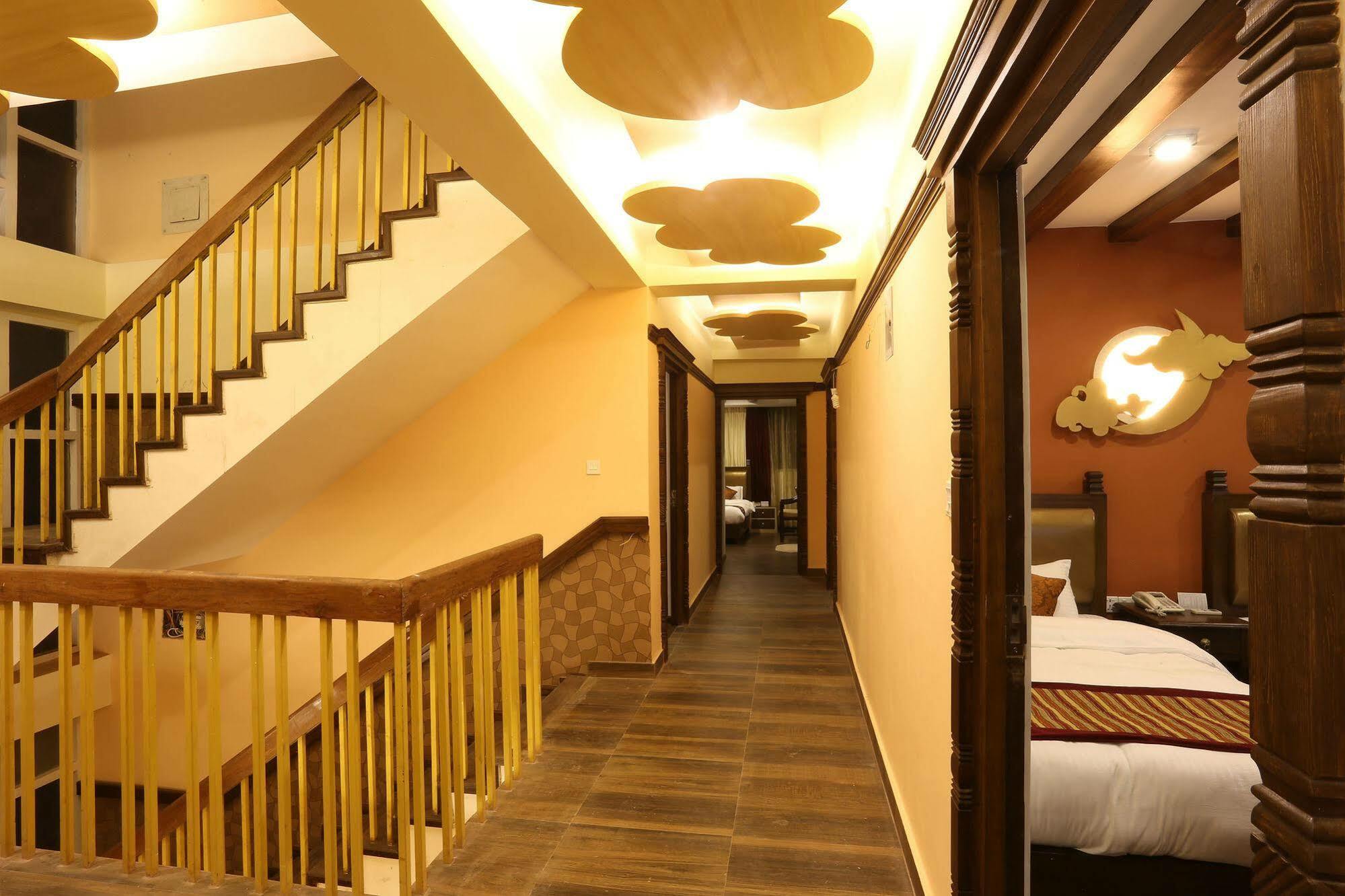 Hotel Moonlight