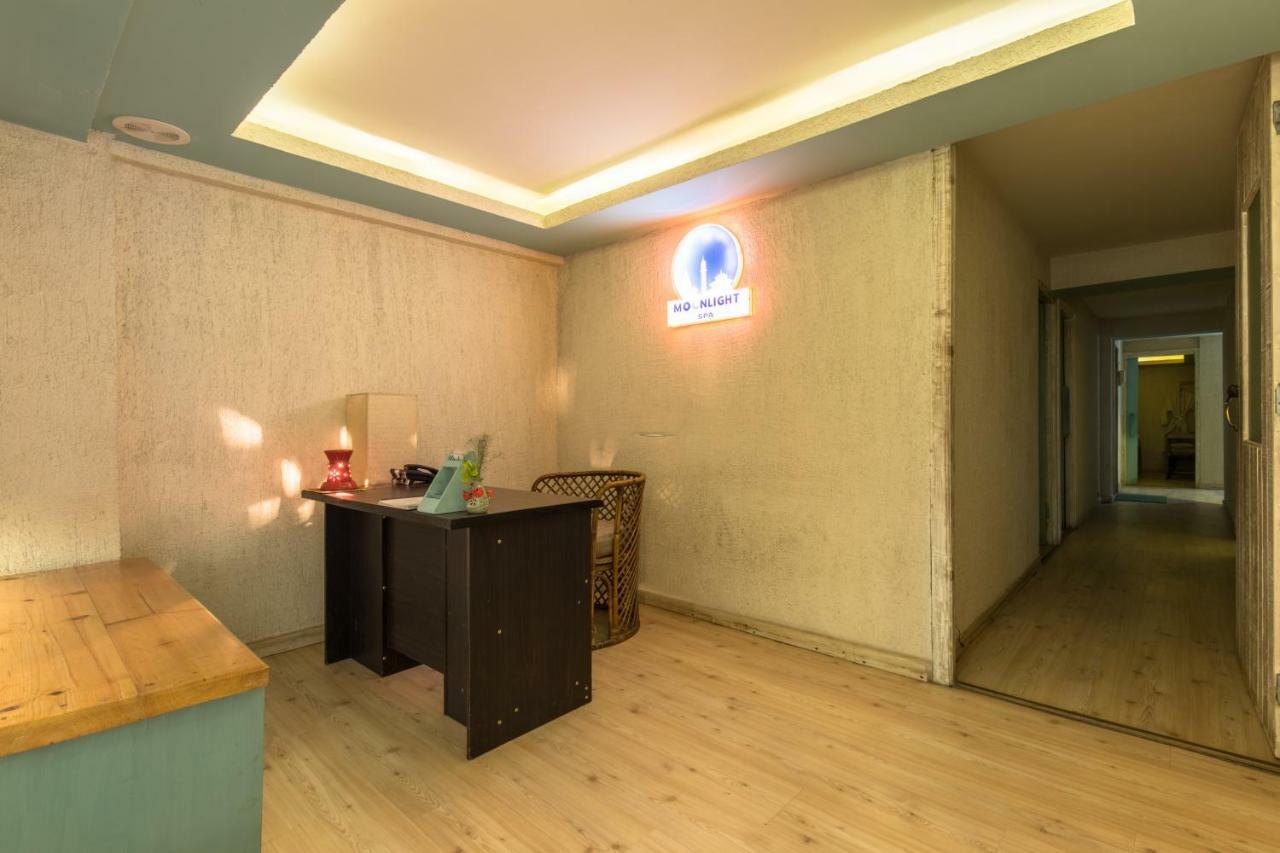Moonlight Hotel 4*
