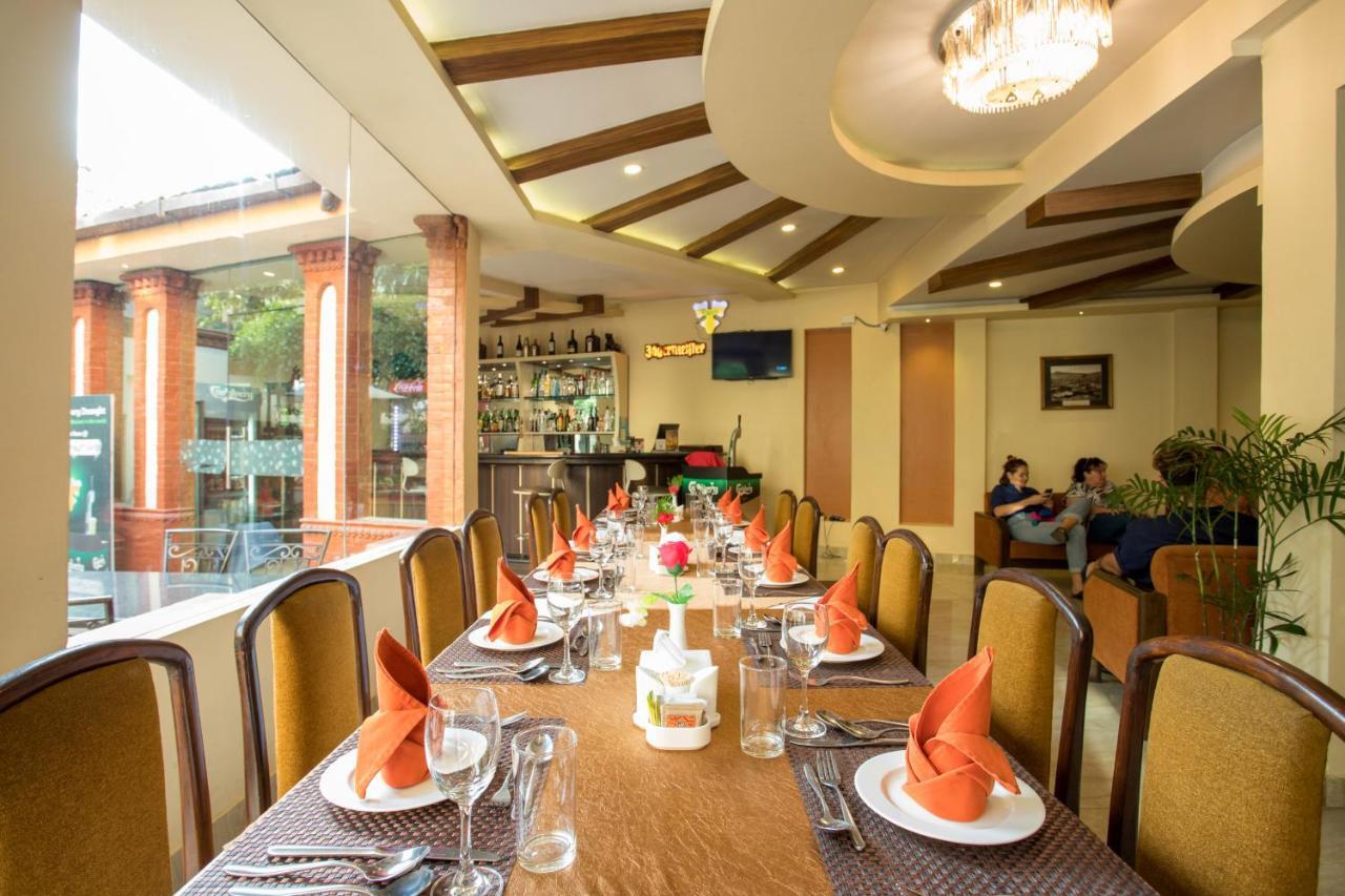 Moonlight Hotel 4*