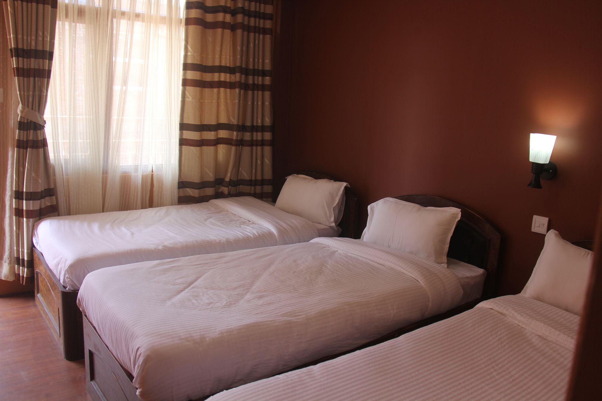 Guest house Khangsar 2*