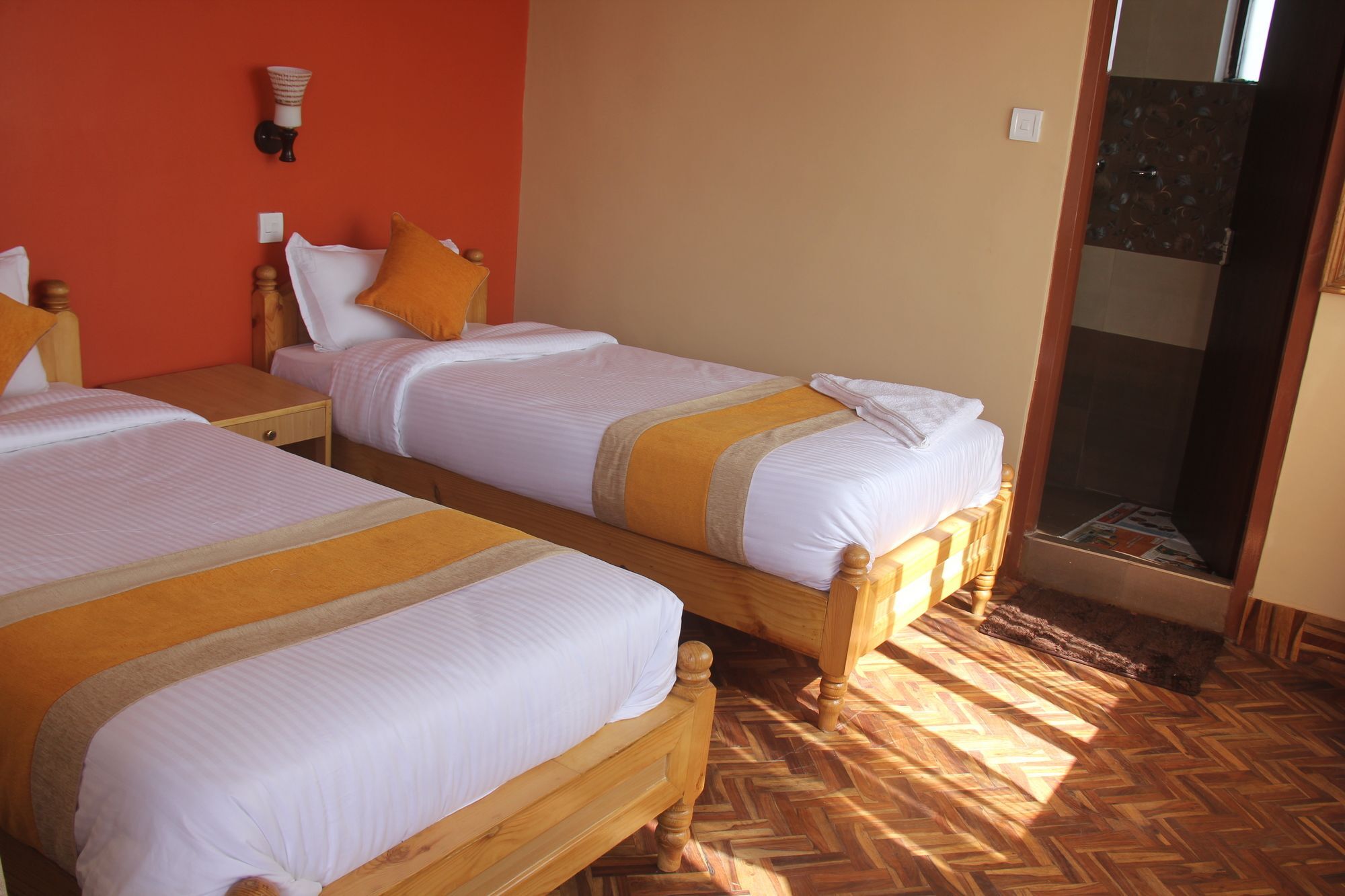 Guest house Khangsar 2*