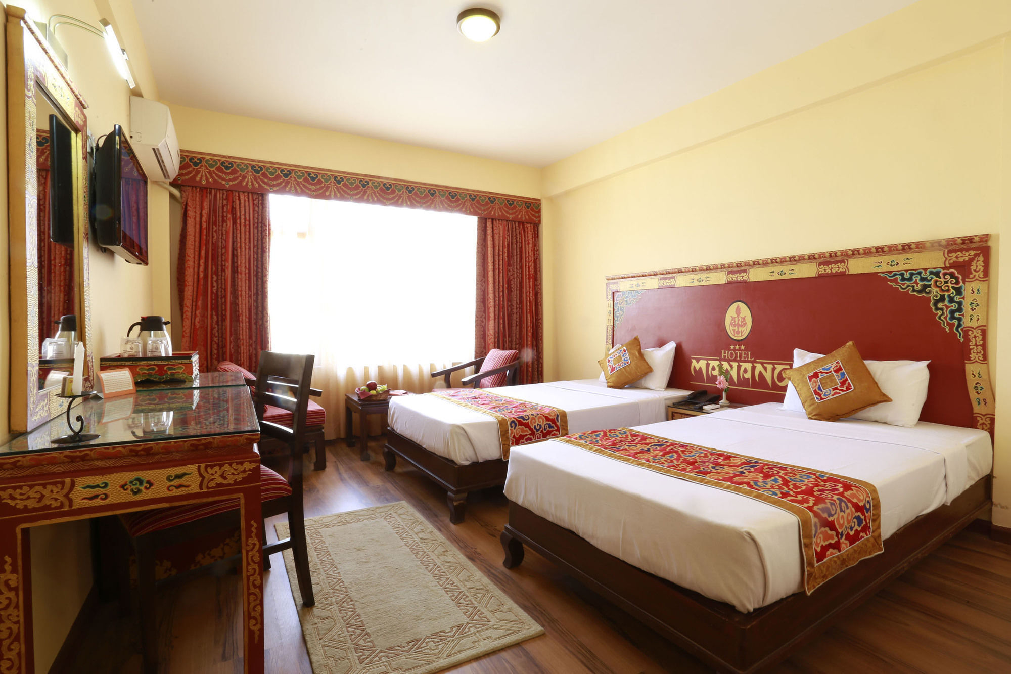 Manang Hotel 4*