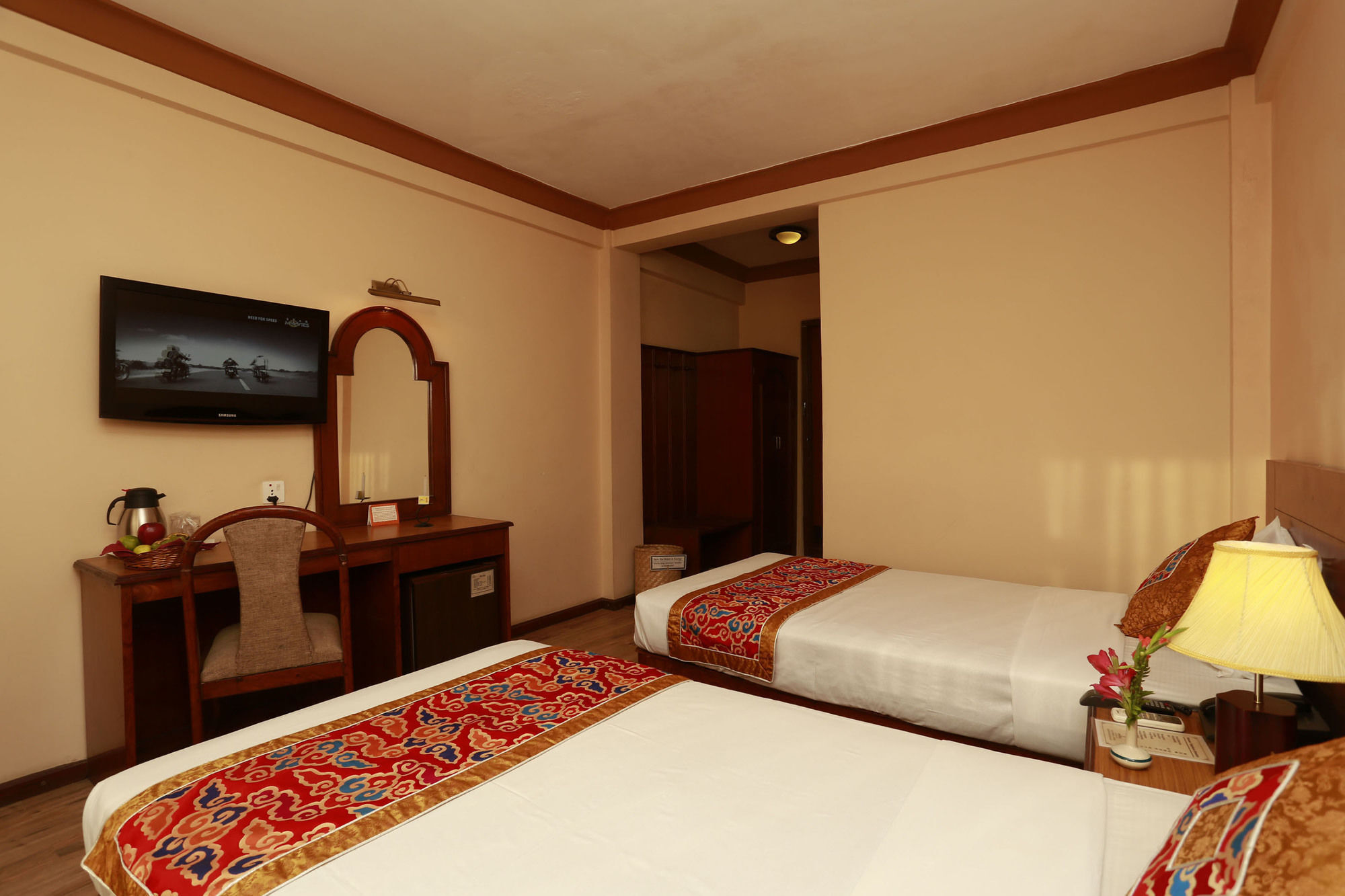 Manang Hotel 4*