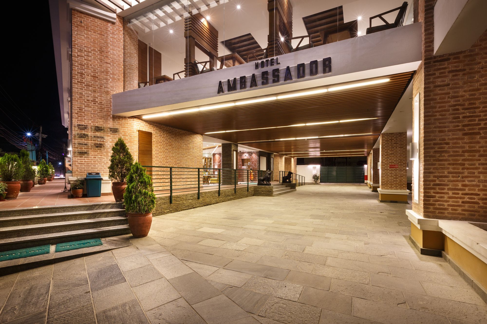 Ambassador By Ace Hotel 4*
