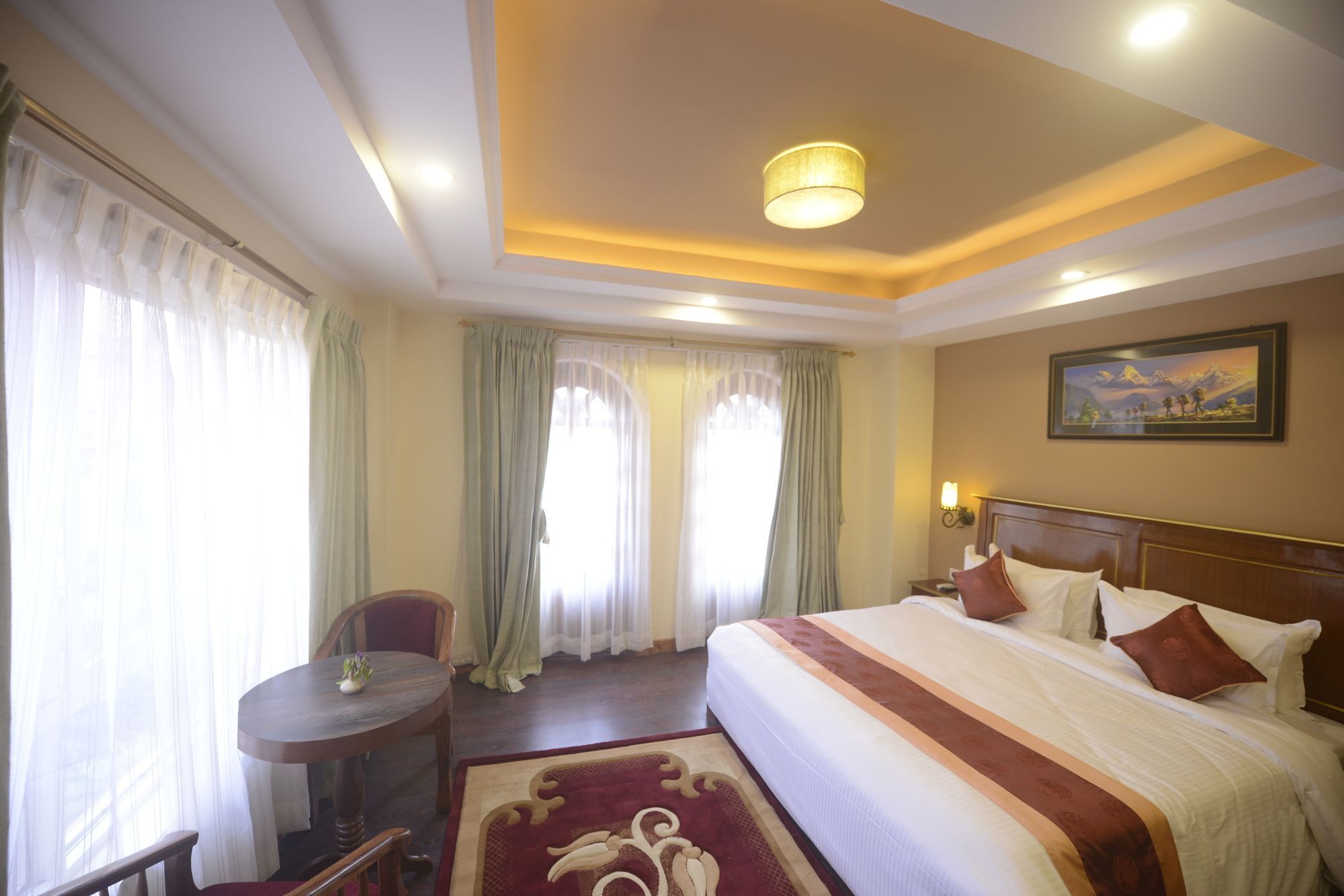 Dom Himalaya Hotel
