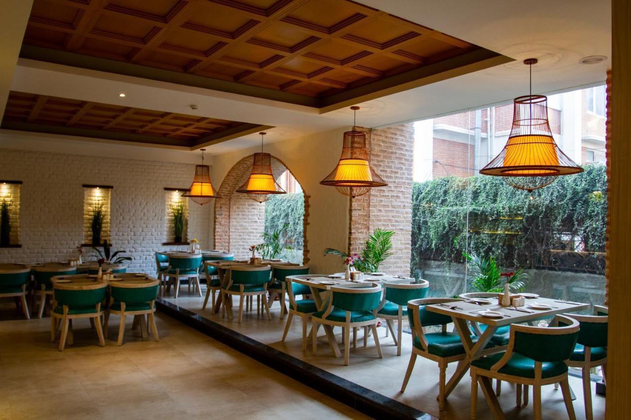 Arushi Boutique Hotel