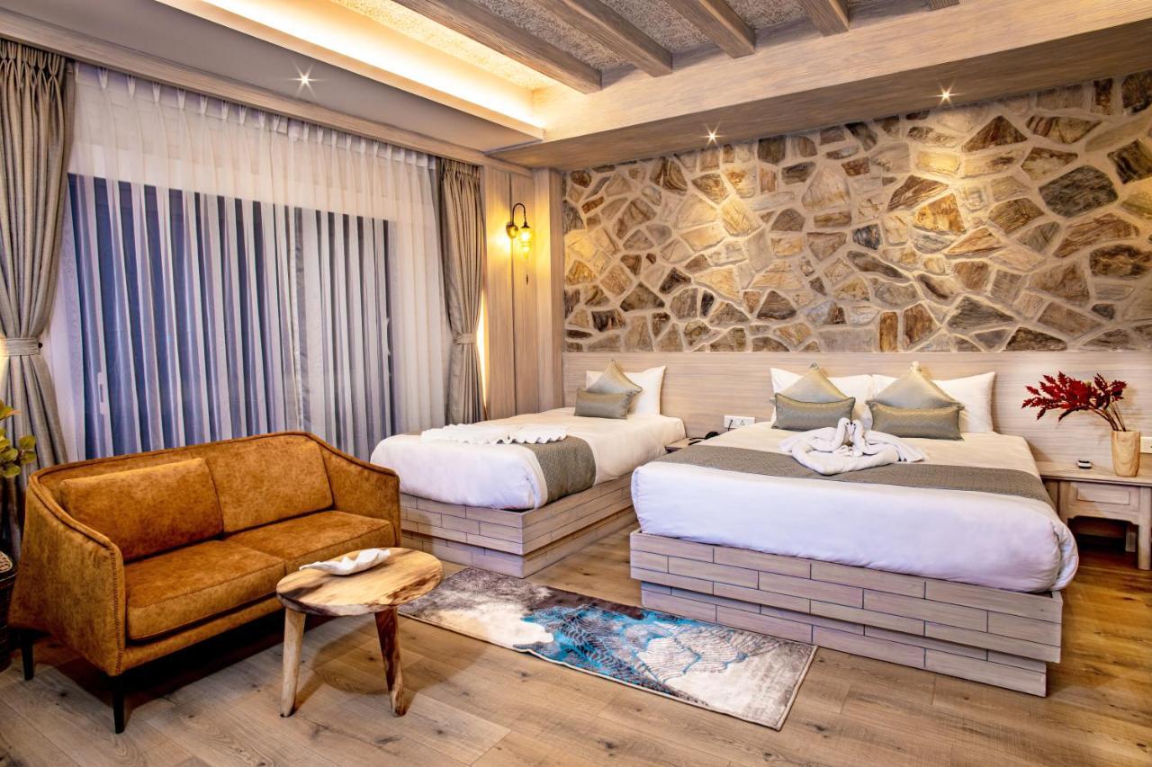 Arushi Boutique 4*