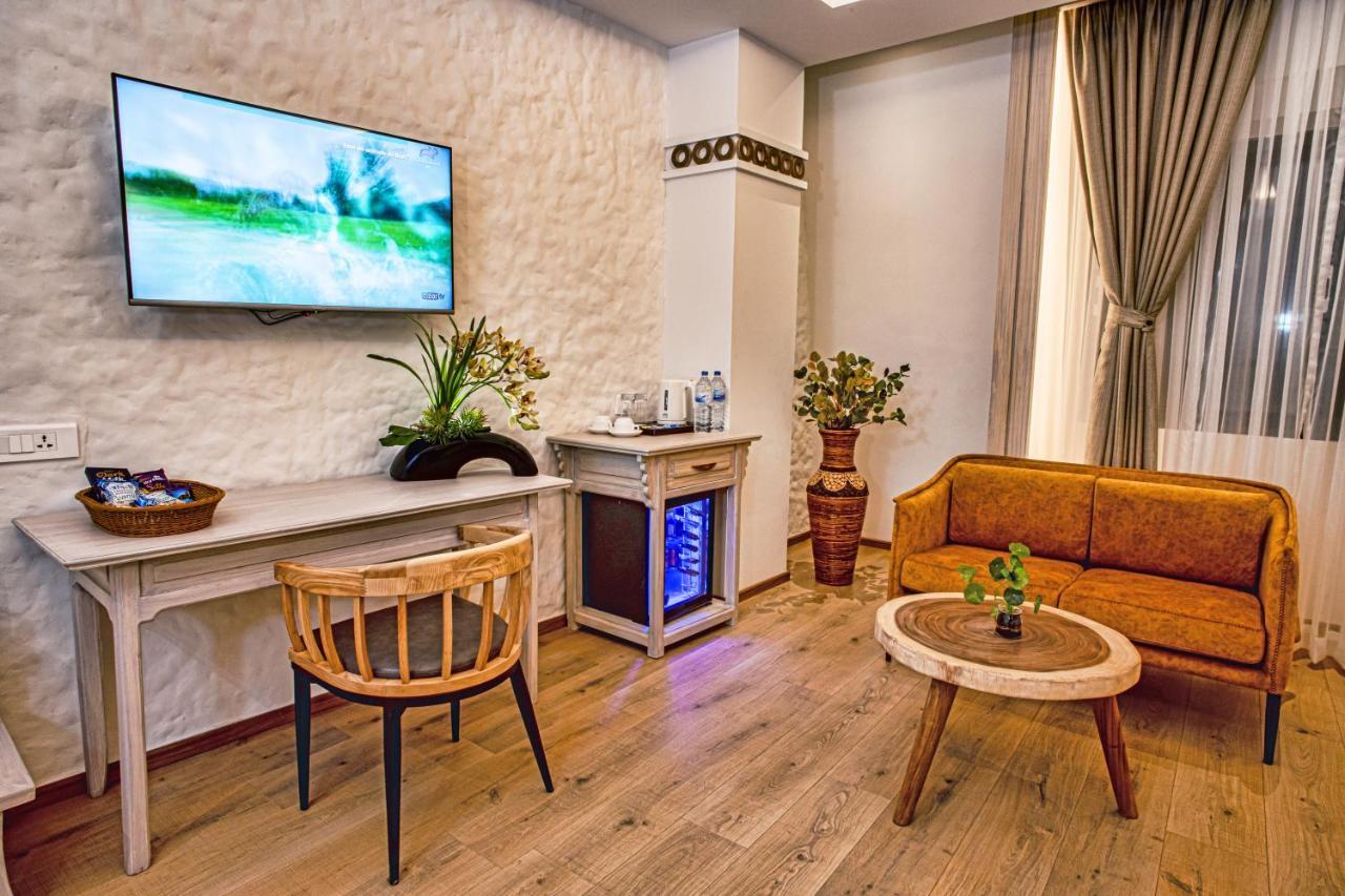 Arushi Boutique 4*