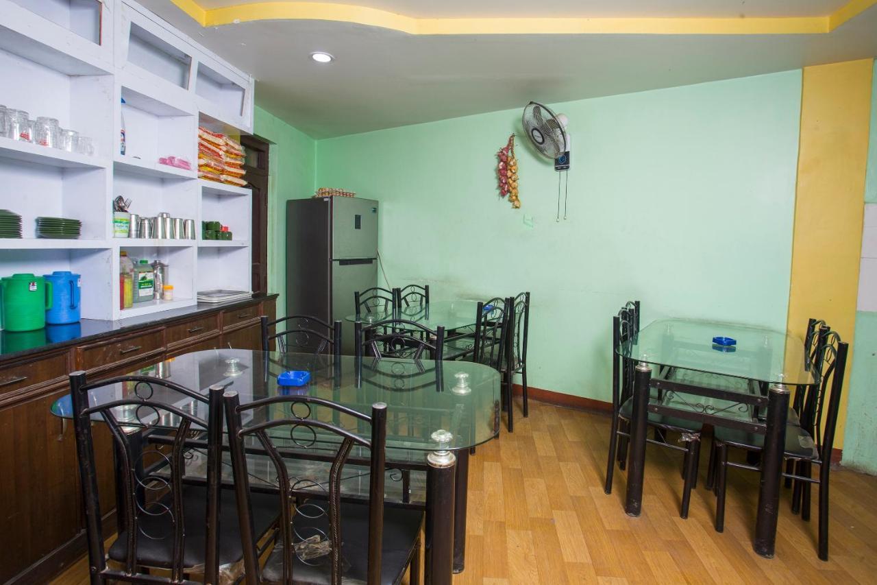 Oyo 161 Ram Janaki Hotel